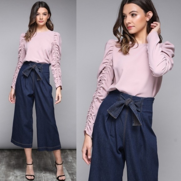 DO+BE Tops - Puff Sleeve Top with Ruched Detail